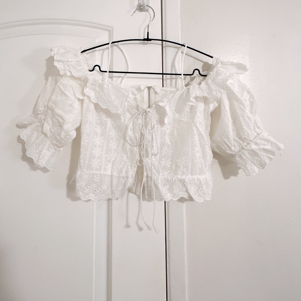 Never wore. Size S (US 0-2)